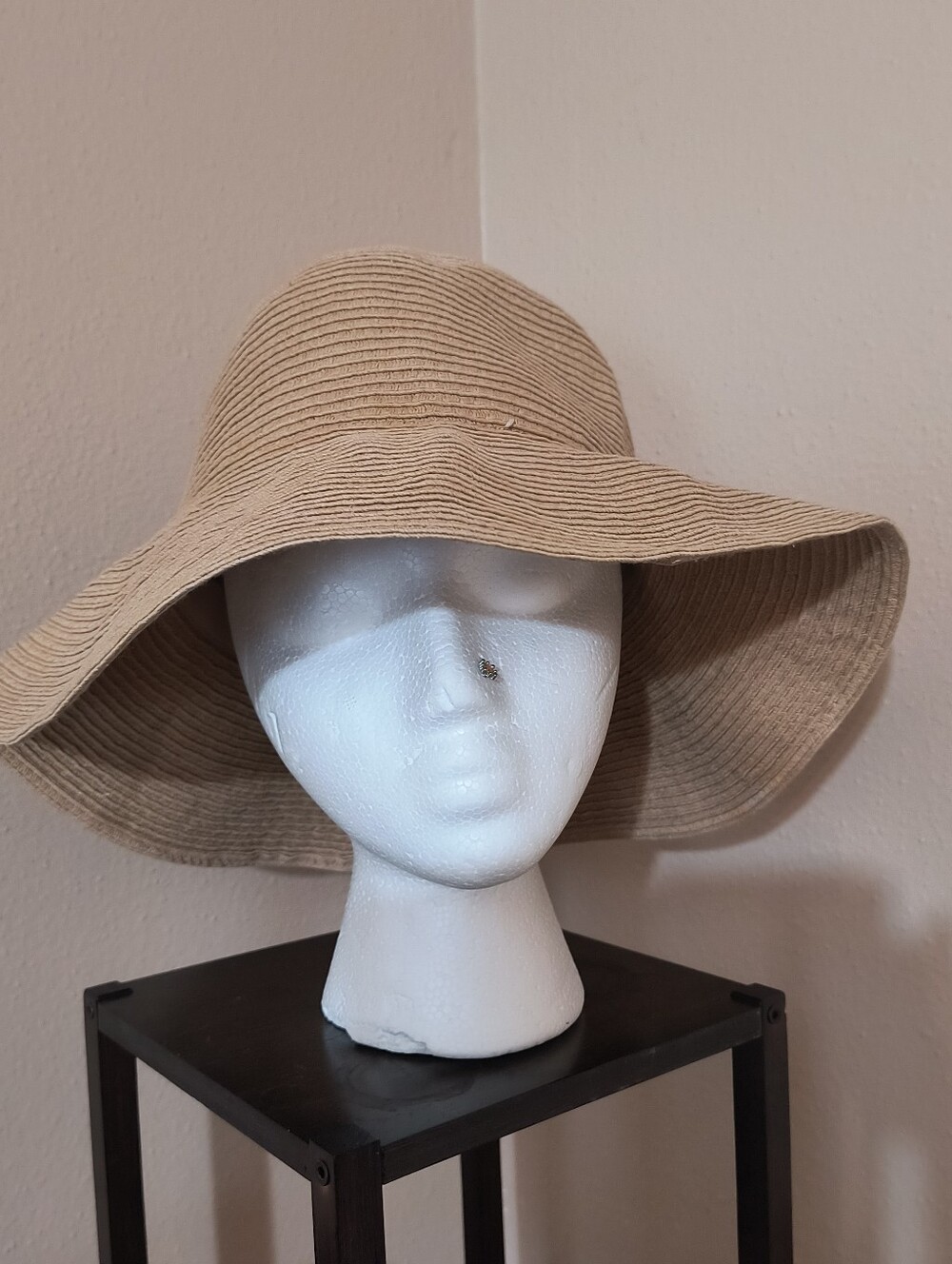 Slouchy, Wide brim tan Hat